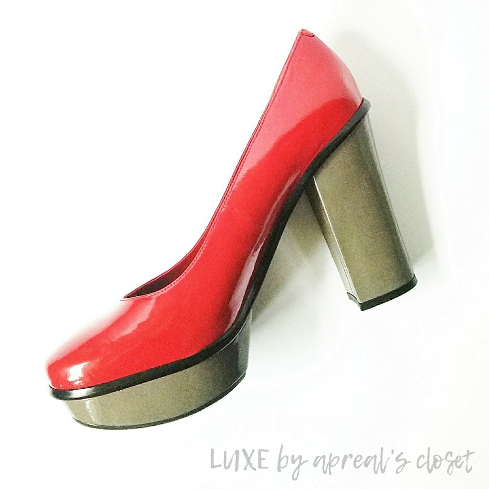 New Nine West Red Patent Leather Platform Heel